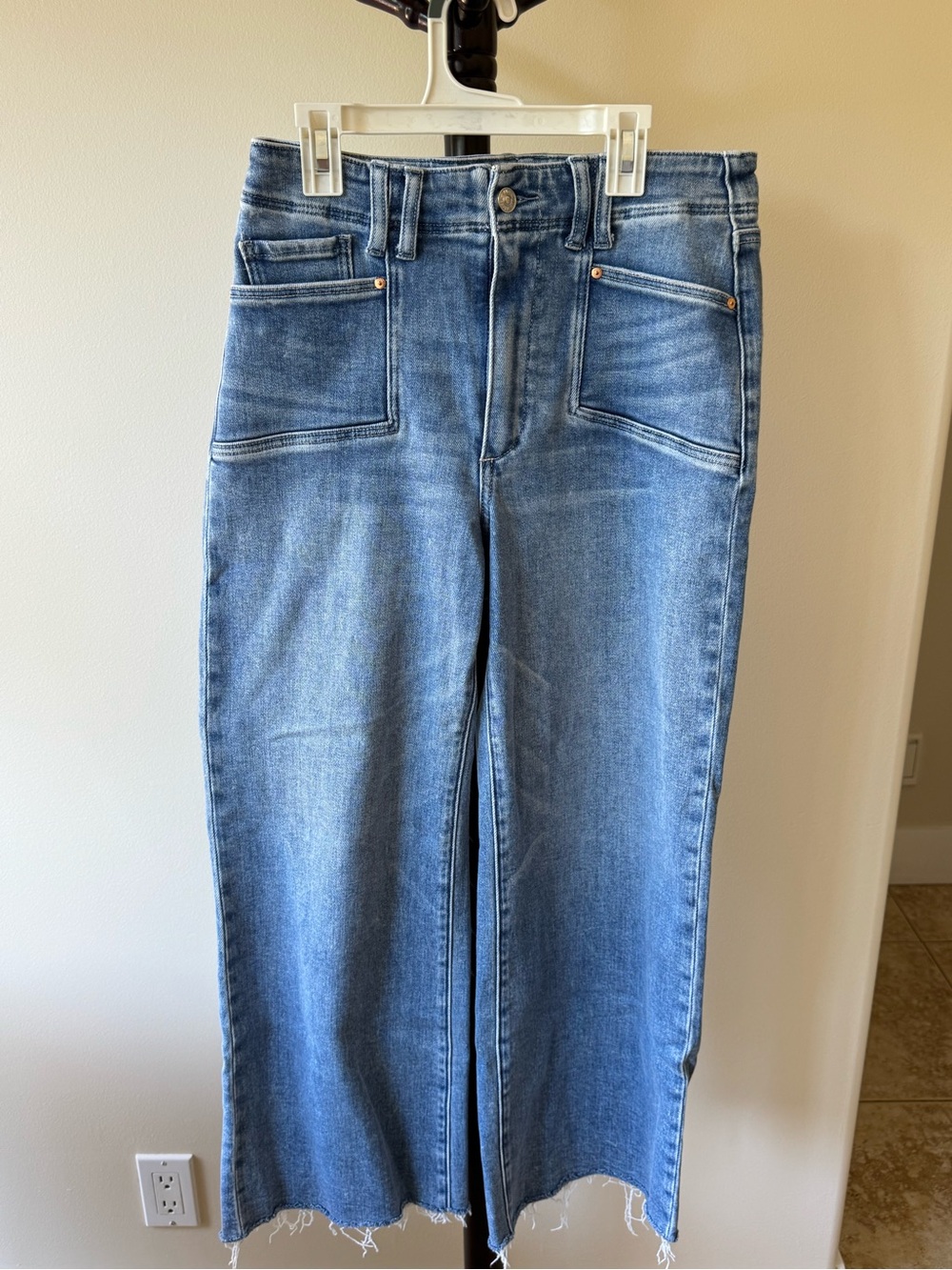 PAIGE Annessa Cropped Jeans